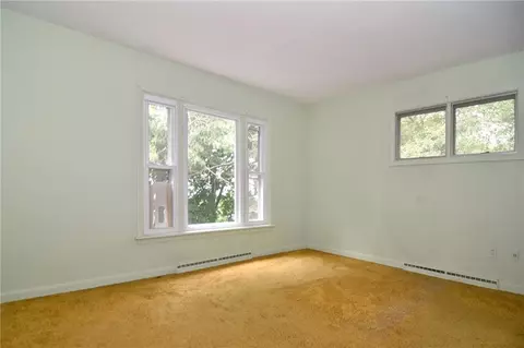 358 Main Rd, Tiverton, RI 02878 photo 17