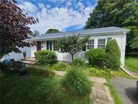 67 Harrison St, Cumberland, RI 02864