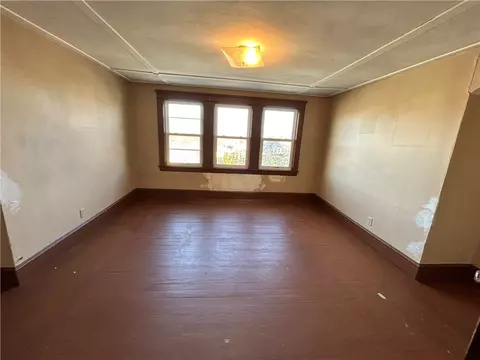 893 Diamond Hill Rd, Woonsocket, RI 02895 photo 25