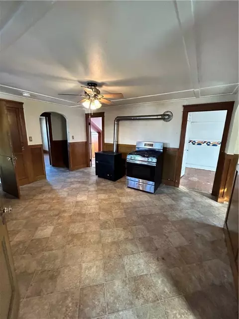893 Diamond Hill Rd, Woonsocket, RI 02895 photo 13