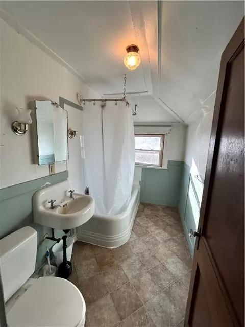 893 Diamond Hill Rd, Woonsocket, RI 02895 photo 26