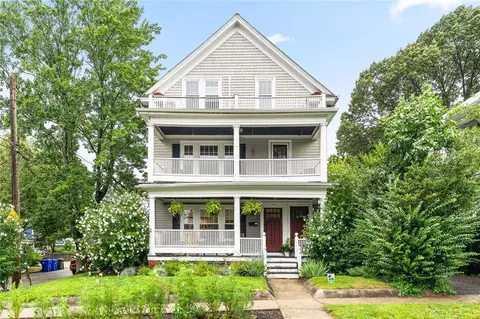 44 Huxley Ave, Providence, RI 02908