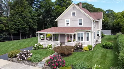 50 N Ballou St, Woonsocket, RI 02895