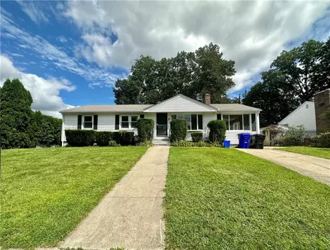 19 Jacksonia Dr, North Providence, RI 02911