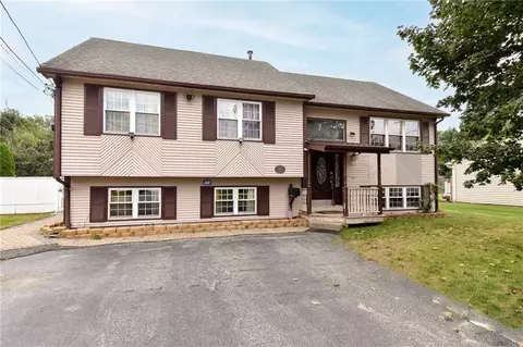 340 Asylum Rd, Warwick, RI 02886 photo 3