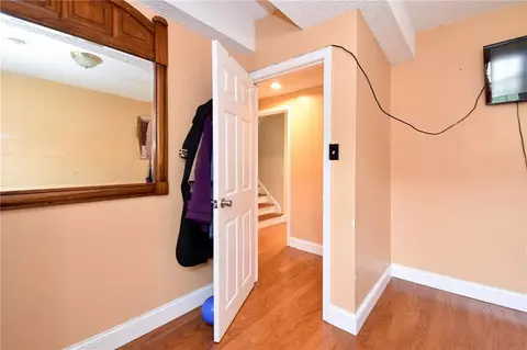 340 Asylum Rd, Warwick, RI 02886 photo 27
