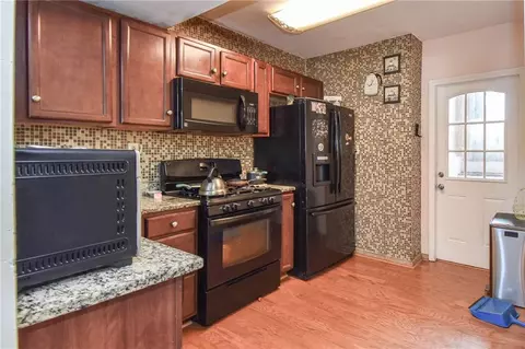 340 Asylum Rd, Warwick, RI 02886 photo 26