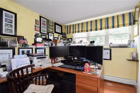 340 Asylum Rd, Warwick, RI 02886 photo 29