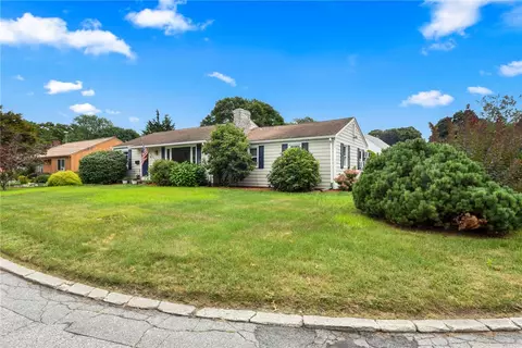 74 Vancouver Ave, Warwick, RI 02886
