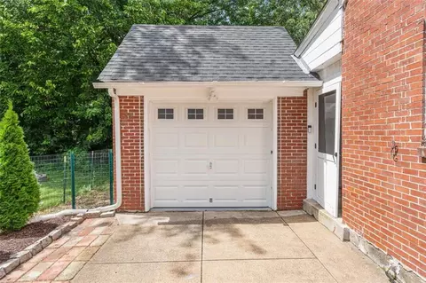 17 Daboll Ct, Warwick, RI 02889 photo 6