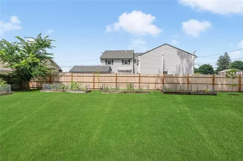 17 Daboll Ct, Warwick, RI 02889 photo 46
