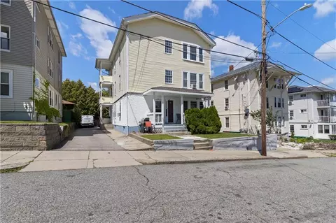 301 Ward St, Woonsocket, RI 02895 photo 5