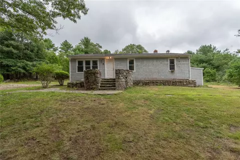 271 James Trl, Richmond, RI 02892