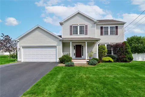 71 Silo Dr, Cumberland, RI 02864
