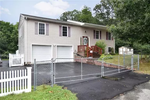 434 Devils Foot Rd, North Kingstown, RI 02852