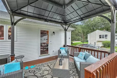 4 Cote Ct, Coventry, RI 02816 photo 23