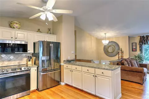 4 Cote Ct, Coventry, RI 02816 photo 7