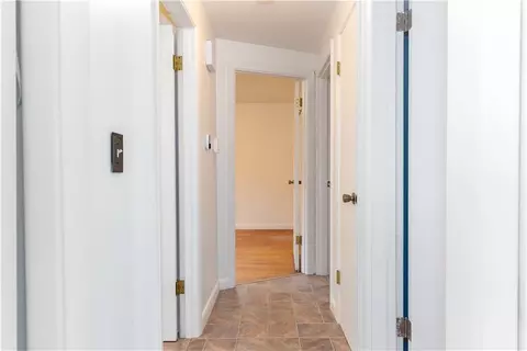 8 Viceroy Rd, Warwick, RI 02886 photo 19