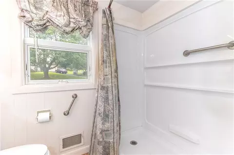 8 Viceroy Rd, Warwick, RI 02886 photo 21