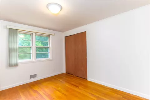 8 Viceroy Rd, Warwick, RI 02886 photo 14