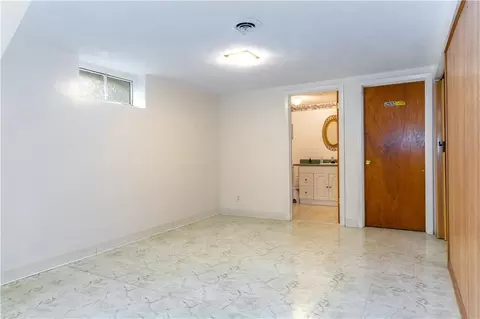 8 Viceroy Rd, Warwick, RI 02886 photo 27