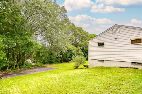 8 Viceroy Rd, Warwick, RI 02886 photo 31