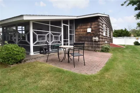 2 Highview Ave, Warren, RI 02885 photo 31