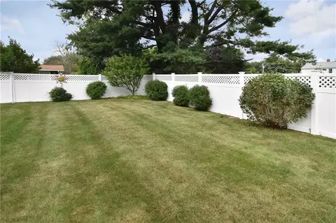 2 Highview Ave, Warren, RI 02885 photo 34