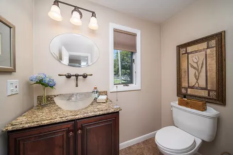 28 Burnett Rd, Warwick, RI 02889 photo 22