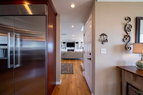 28 Burnett Rd, Warwick, RI 02889 photo 21