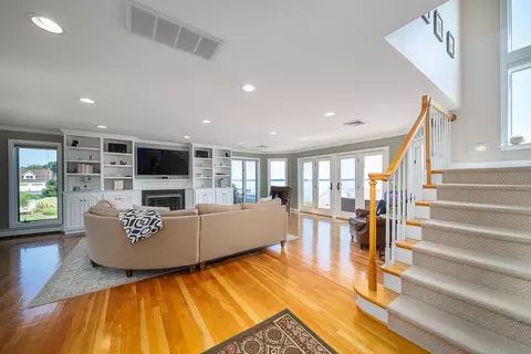 28 Burnett Rd, Warwick, RI 02889 photo 11