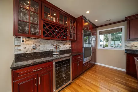 28 Burnett Rd, Warwick, RI 02889 photo 16