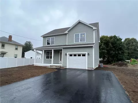 48 Greene St, Warwick, RI 02886 photo 2
