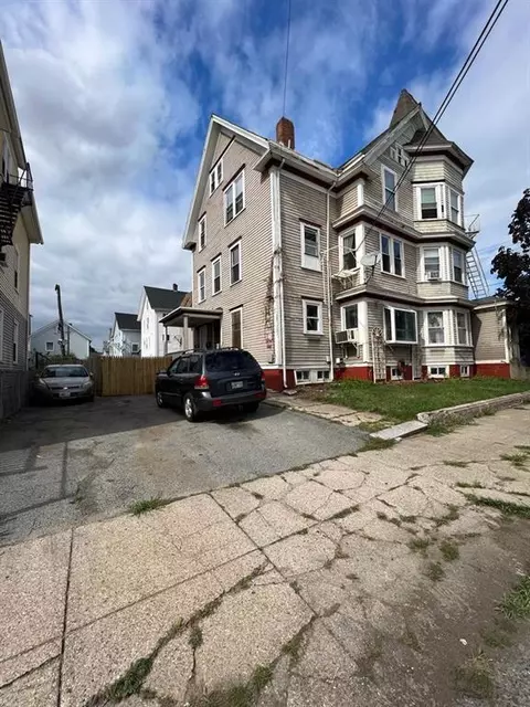 260 Lonsdale Ave, Pawtucket, RI 02860
