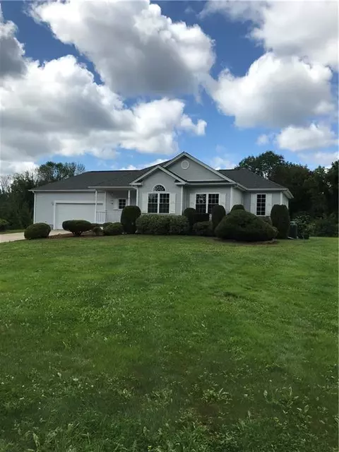 560 Seven Mile Rd, Hope, RI 02831