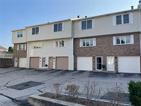 53 Columbus Ave #201, North Providence, RI 02911
