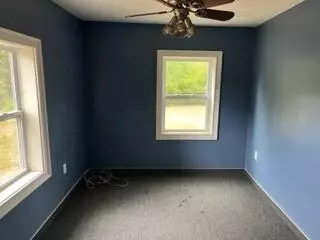 642 S County Trl, Exeter, RI 02822 photo 9
