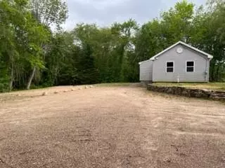 642 S County Trl, Exeter, RI 02822 photo 4