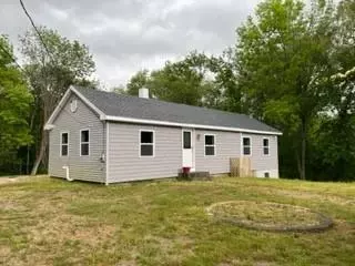 642 S County Trl, Exeter, RI 02822 photo 2