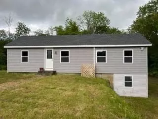 642 S County Trl, Exeter, RI 02822