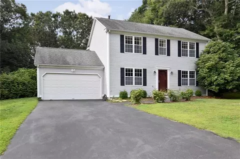 649 Chestnut Hill Rd, South Kingstown, RI 02879