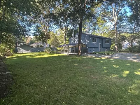 10 Bayview Dr, Exeter, RI 02822 photo 11
