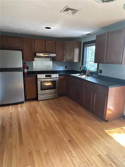 10 Bayview Dr, Exeter, RI 02822 photo 2