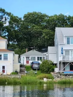 59 Beach Point Dr, East Providence, RI 02915 photo 37