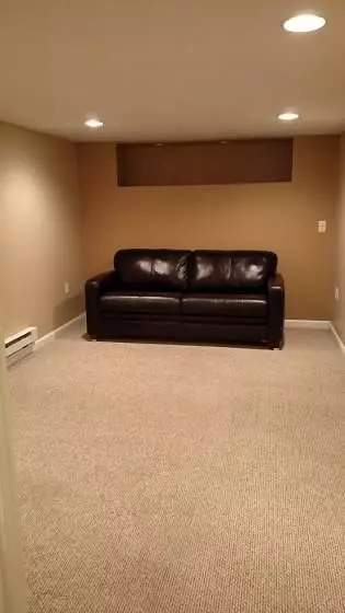 59 Beach Point Dr, East Providence, RI 02915 photo 18