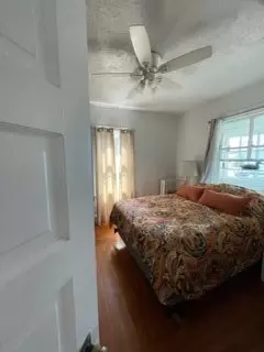 59 Beach Point Dr, East Providence, RI 02915 photo 6