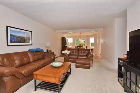 604 Brookhaven Ln #604, Woonsocket, RI 02895 photo 7