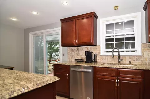 76 Spring Grove Ave, Warwick, RI 02889 photo 12