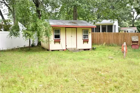 76 Spring Grove Ave, Warwick, RI 02889 photo 19