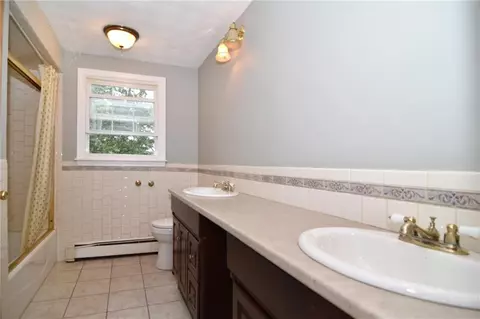 76 Spring Grove Ave, Warwick, RI 02889 photo 15